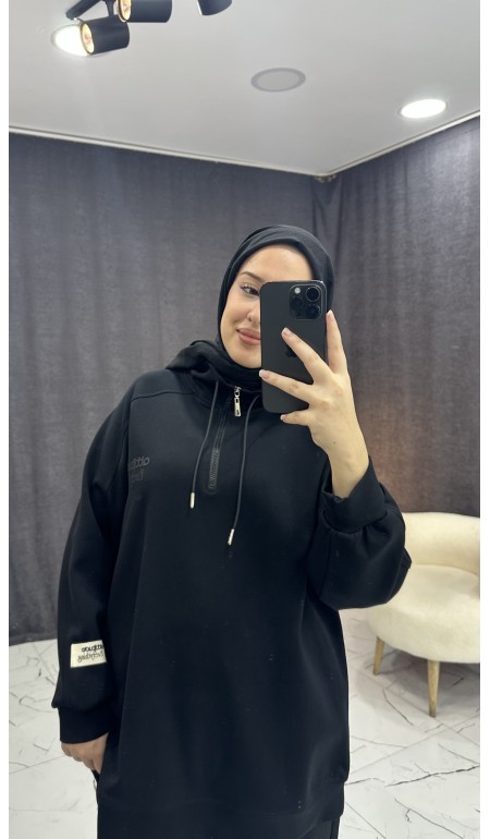 SİYAH YÜKSEK YAKALI BASKI TAKIM