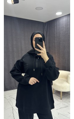 SİYAH YÜKSEK YAKALI BASKI TAKIM