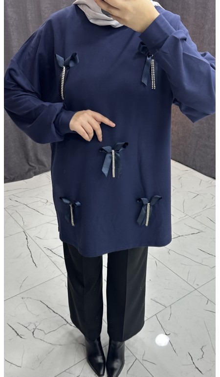 İNCİ KURDELE DETAYLI LACİVERT SWEAT