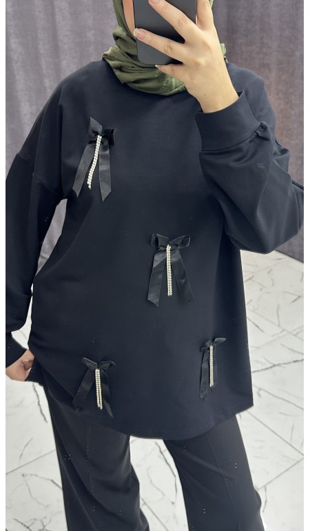 İNCİ KURDELE DETAYLI SİYAH SWEAT