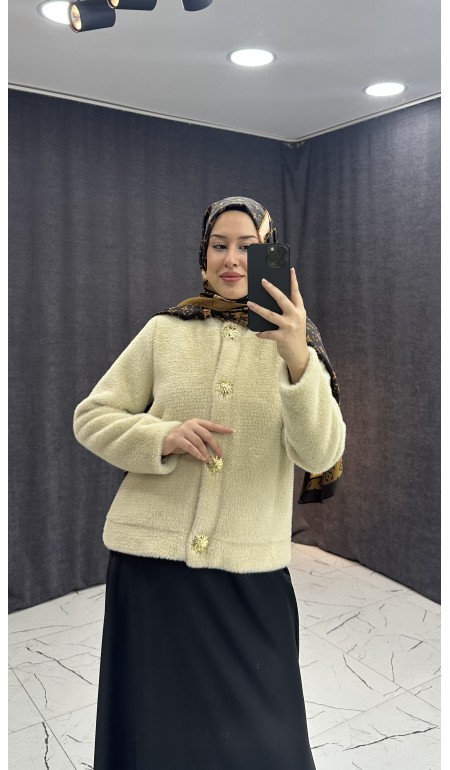 GOLD DÜĞME DETAYLI KEMERLİ TÜĞLÜ MONT BEJ RENGİ